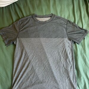 Vuori Colorblock Tech Workout Shirt